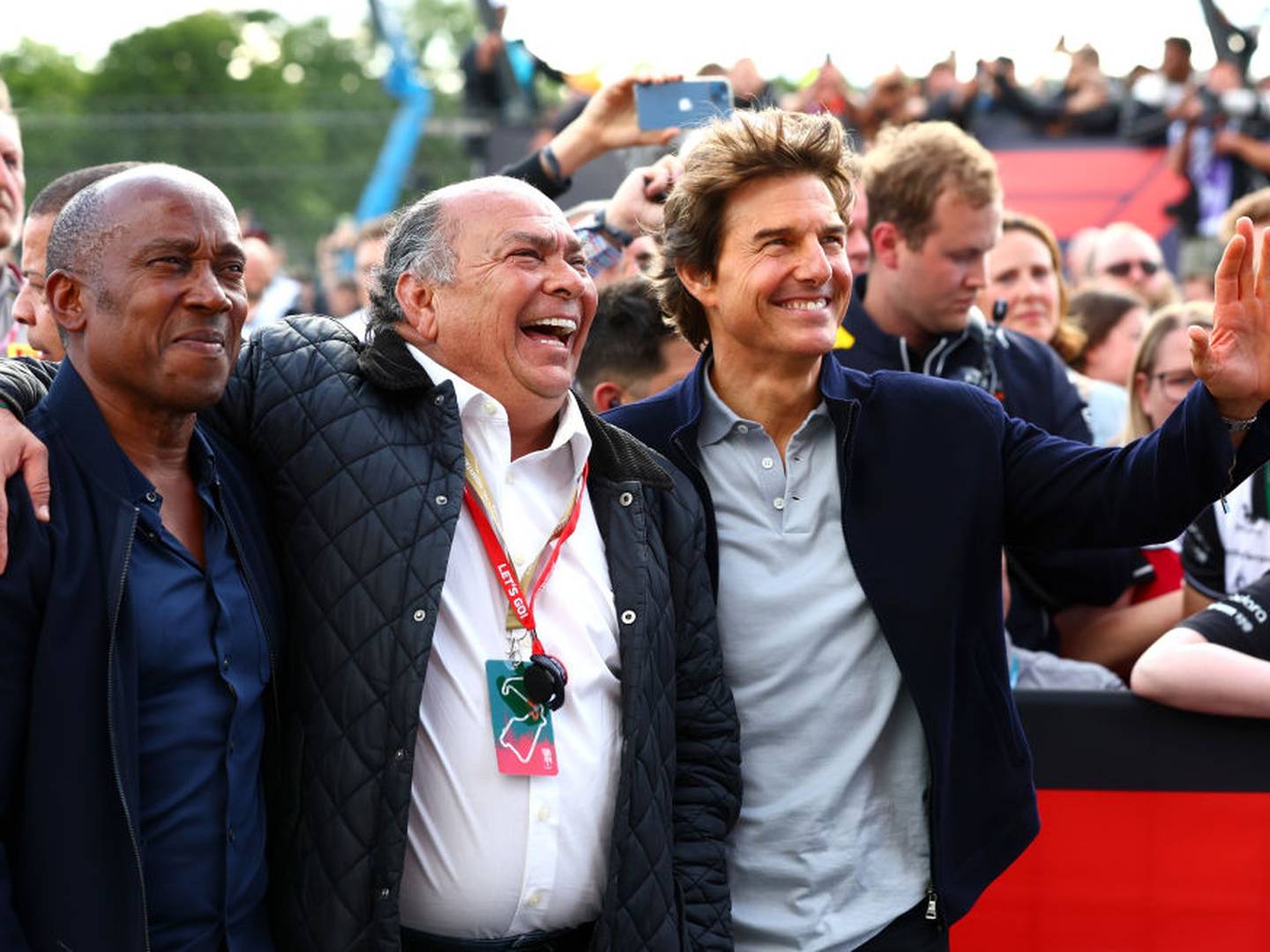 Checo Pérez: Tom Cruise celebra segundo lugar con el padre del piloto  mexicano