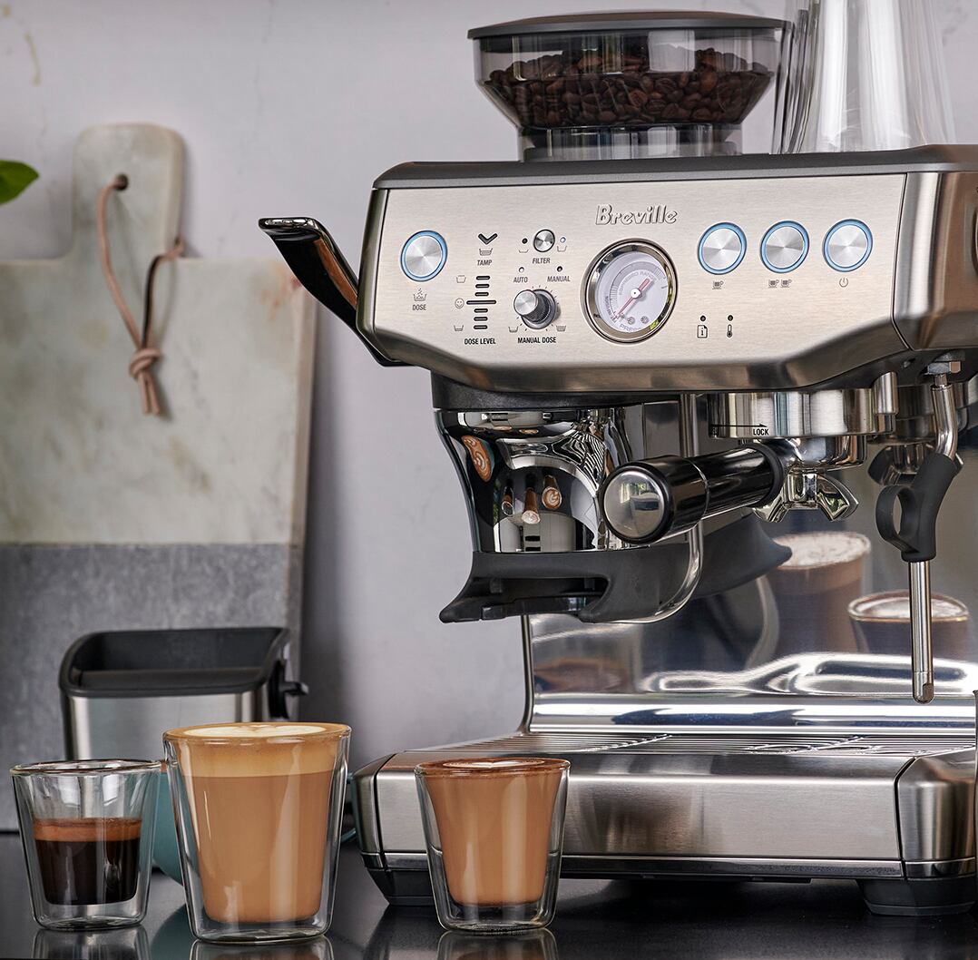 Prepara un café como un barista con una cafetera express para tu hogar