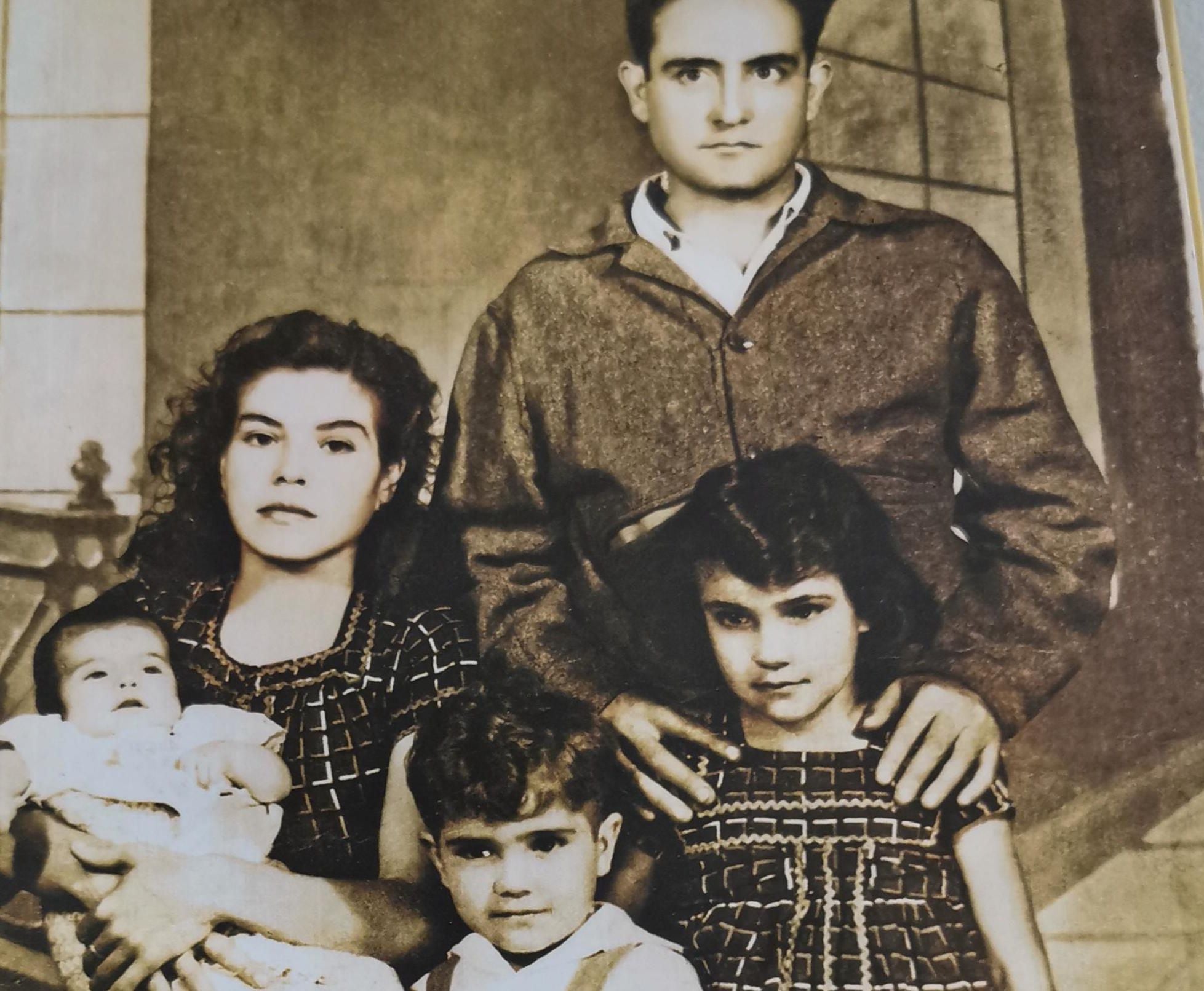Vicente Fernández: el amor de su madre marcó su infancia y carrera