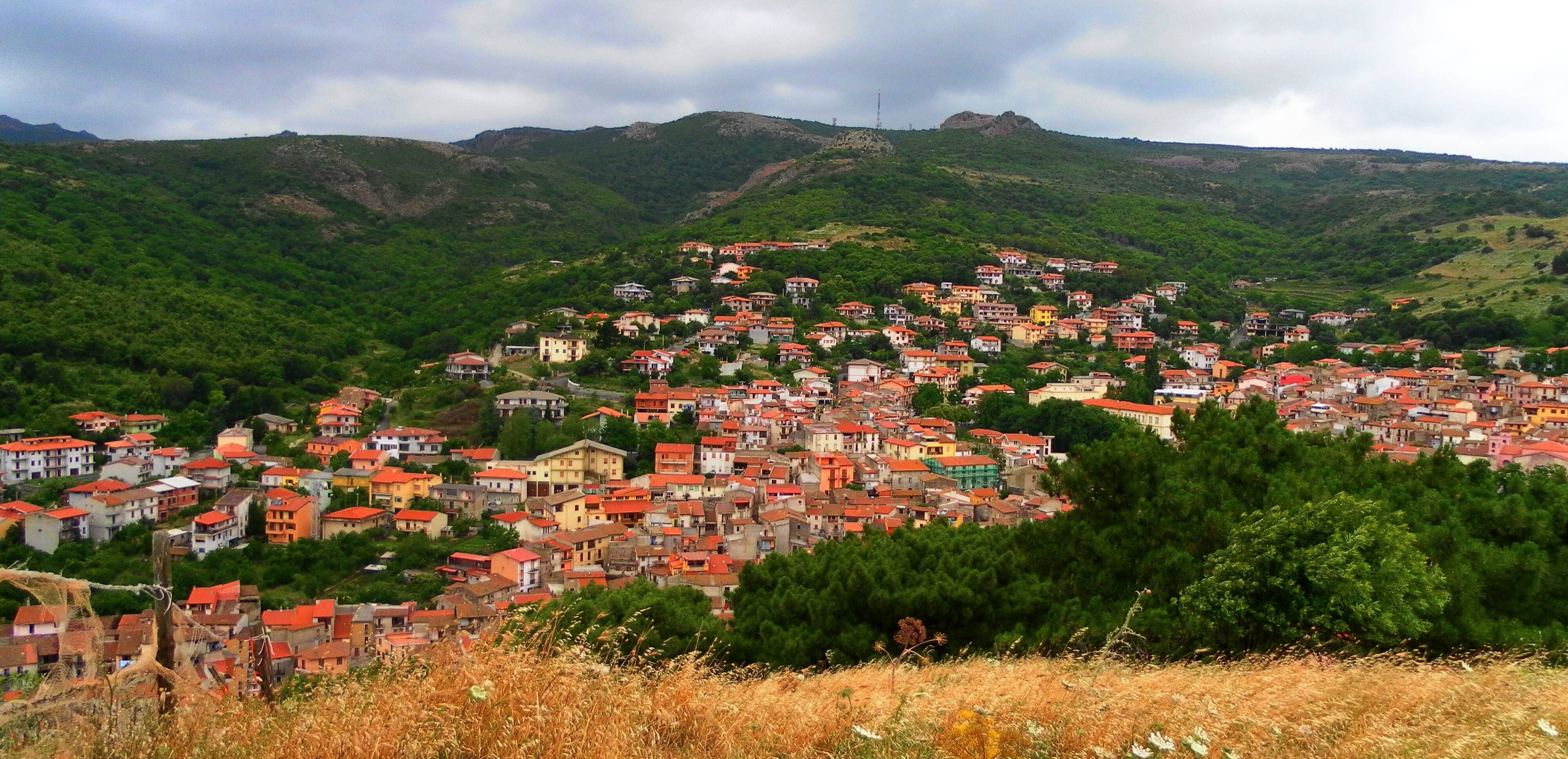 Pueblo en Italia vende casas en un euro; estos son los requisitos