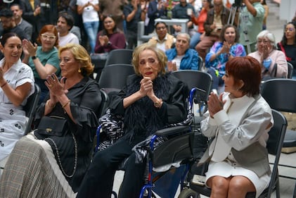 Los estudios cinematográficos más antiguos de Latinoamérica rindieron homenaje a Silvia Pinal, nombrando un edificio de camerinos en su honor. Pinal, ícono del cine mexicano,