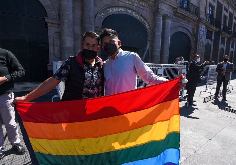 Aprueban matrimonio igualitario en el Estado de México