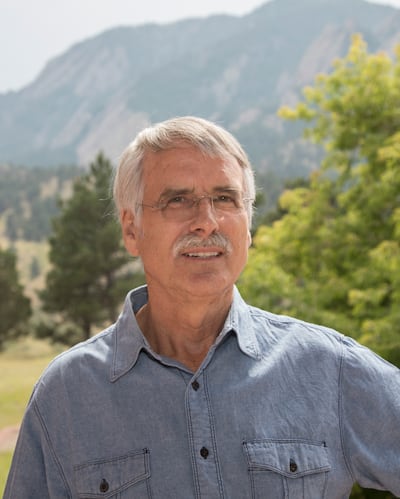 Kevin Trenberth, académico distinguido del Centro Nacional de Investigación Atmosférica (NCAR) de Boulder y académico honorario del Departamento de Física de la Universidad de Auckland (Nueva Zelanda).