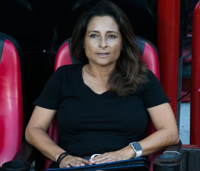 Andrea Rodebaugh, directiva en el futbol mexicano femenil