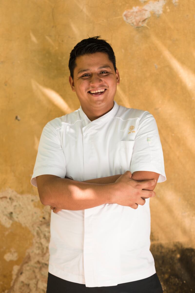 Chef Luis Ronzón