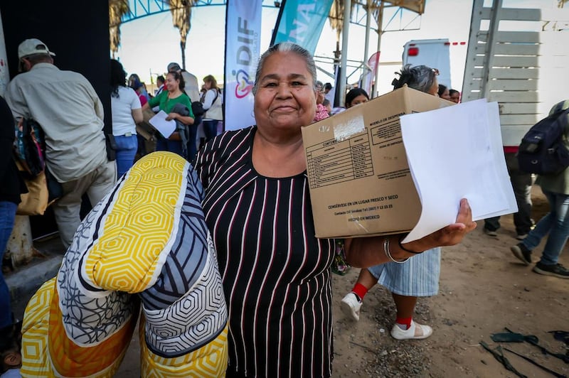 DIF Sinaloa lleva brigadas de Bienestar a familias en Villa Juárez, Navolato