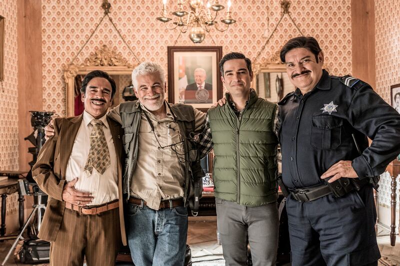 La película está protagonizada por Damián Alcázar, Alfonso Herrera, Joaquín Cosío y Ana de la Reguera.