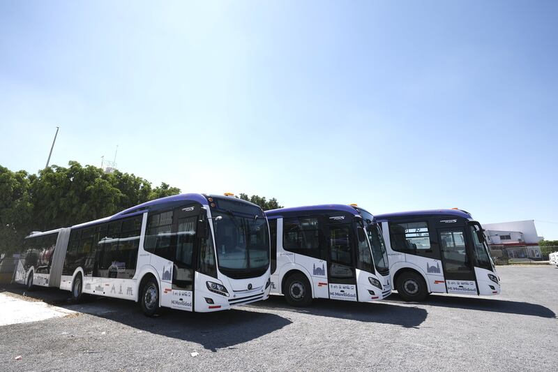 En total serán 54 autobuses articulados los que estarán prestando el servicio en MiMacro Periférico, mejor conocido como Peribús.