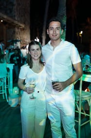 Noche de Elegancia en el Abierto de Los Cabos: Fiesta de Blanco con Estrellas del Tenis