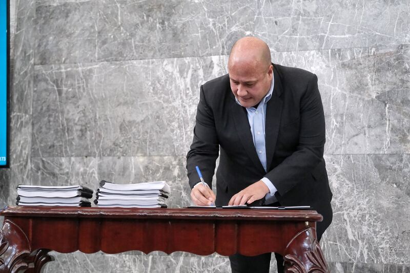 El documento fue firmado por el Gobernador y remitido al Congreso del Estado para su aprobación.