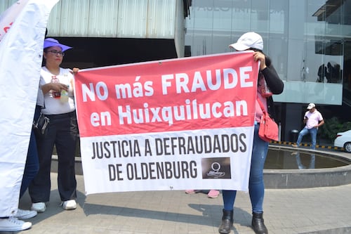 Bloqueo en Huixquilucan por crecimiento de construcciones ilegales
