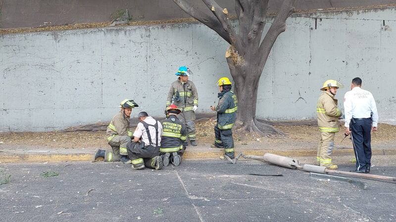 La emergencia fue atendida por bomberos de Guadalajara y de Protección Civil del Estado.