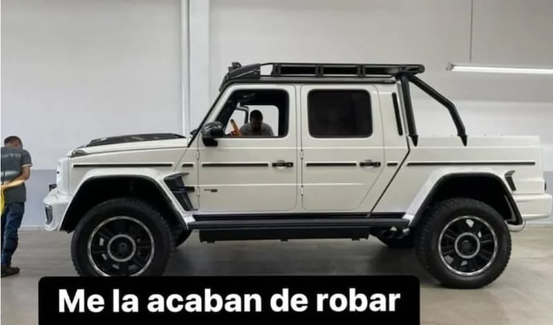 La camioneta del hermano del canelo