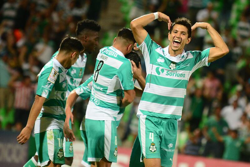 Jesús Molina jugó con Santos de la Laguna algunos partidos de la CONCACAF Champions League contra el Saprisa