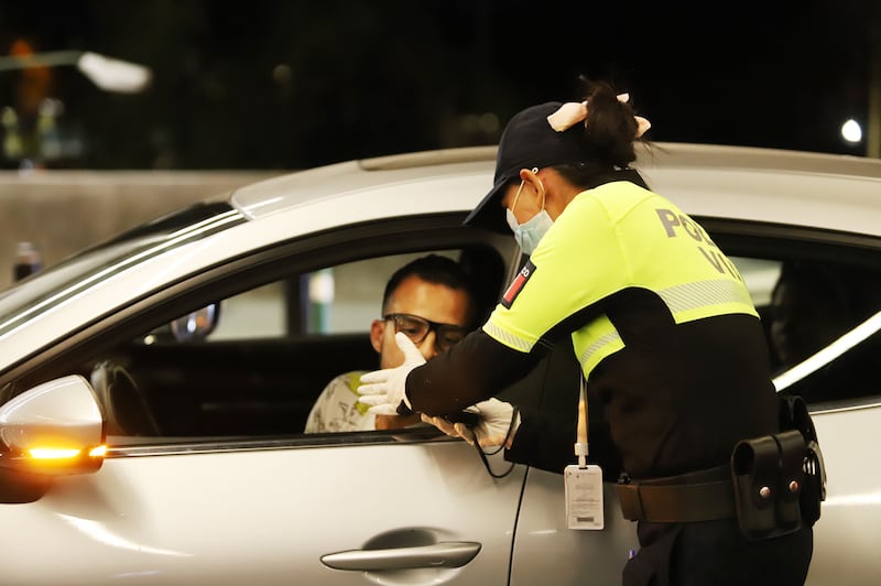 A las agentes viales les ha pasado de todo, incluso el rescate de personas secuestradas en uno de los módulos.