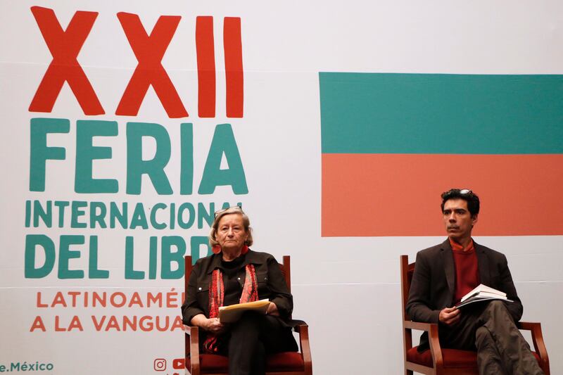 Feria del libro en el zócalo 2022: Feria del libro en el zócalo 2022: