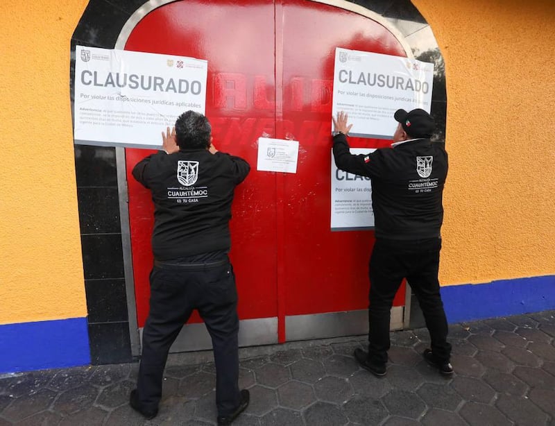 La alcaldía Cuauhtémoc clausuró el restaurante “La Polar” por los hechos graves suscitados el pasado 8 de enero. Foto: TW