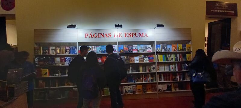 La editorial Páginas de Espuma tiene una amplia colección de narrativa en prosa.