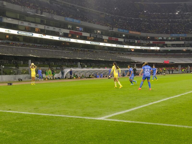 Imagenes cancha final ida femenil