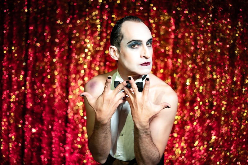 Bruno Bichir y Lisset fusionan su pasión por el teatro con su entrada a ‘Cabaret’