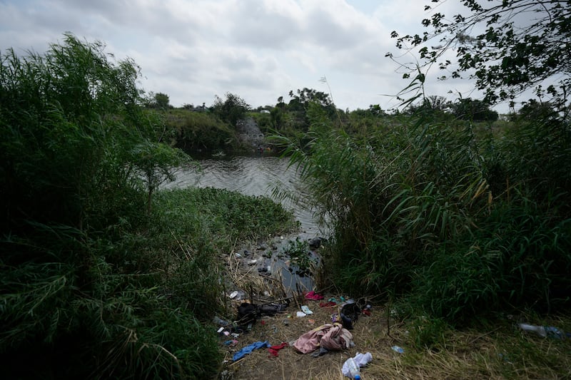 Las imágenes muestran el drama de miles de personas que esperan  en la frontera de México y Estados Unidos para cruzar al norte.