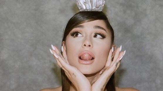 Ariana Grande y The Weeknd lanzarán remix de 'Save Your Tears'