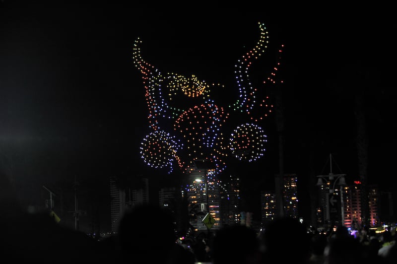 IQUIQUE: Show de drones por año nuevo | 01 de enero de 2025 / IQUIQUE
La Municipalidad de Iquique dispuso de un show de drones en Playa Cavancha para recibir el nuevo año.
FOTO: CRISTIAN VIVERO BOORNES/AGENCIAUNO