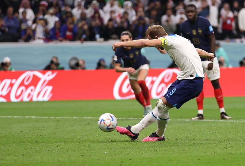 Harry Kane erró el segundo penal en el partido contra Francia, lo que pudo significar alargue del partido a tiempos extras