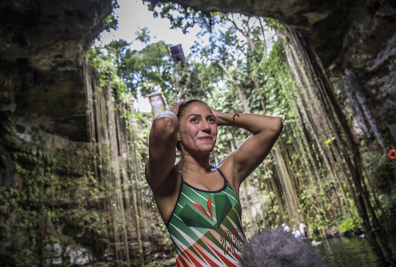 Adriana Jiménez se despide de las plataformas tras una laureada carrera