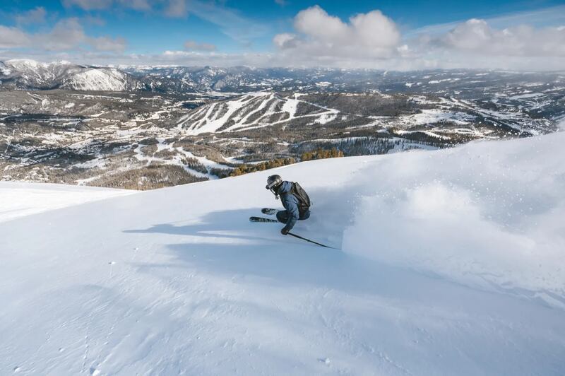 Desde majestuosas montañas nevadas hasta escapadas tropicales, estas vacaciones te darán lujosas aventuras y recuerdos únicos.