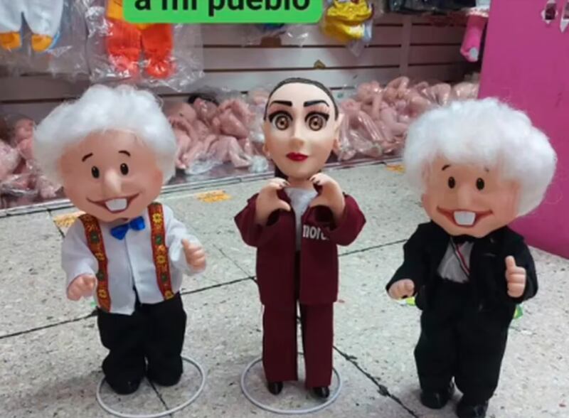 Amlito y Claudita, mueñocos de la 4T