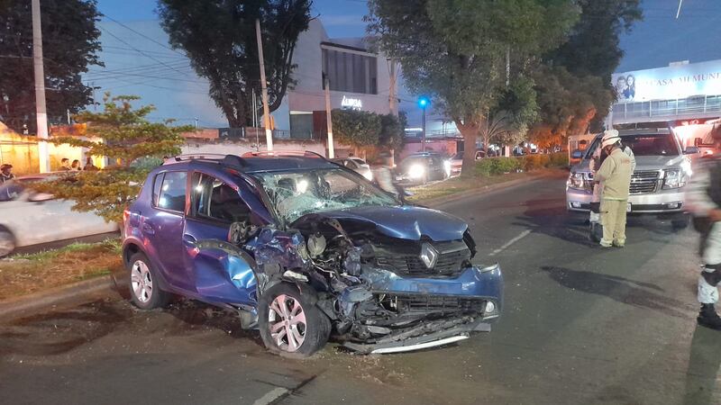 El percance provocó problemas a la movilidad por espacio de cuatro horas.