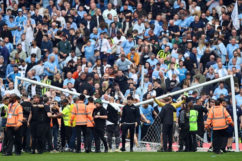 Fanaticada del Manchester City festejó el campeonato de la temporada pasada