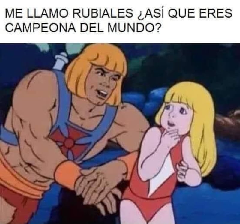 Memes renuncia Luis Rubiales