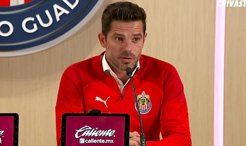 Fernando Gago dirigirá a Chivas a partir del Clausura 2024.