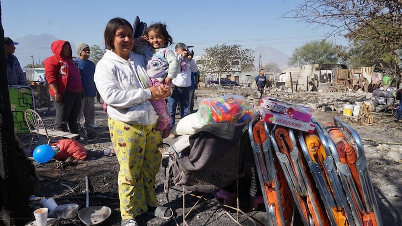 La Secretaría de Igualdad e Inclusión entregó catres, ropa y kits de parrilla con tanque.