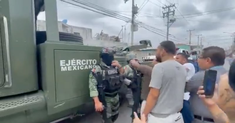 Militares se enfrentan a población civil en Nuevo Laredo