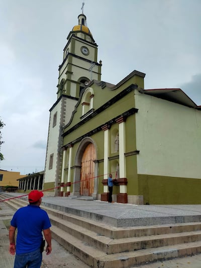 El templo de Santa María de Magdalena también presenta daños.