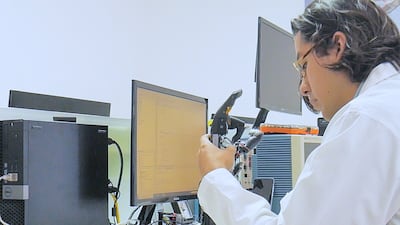 HAT busca apoyar a pacientes de Latinoamérica desarrollando prótesis con sistema biónico de nanotecnología