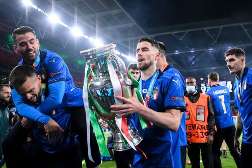 Cruz Azul se sube al tren del campeón  Italia