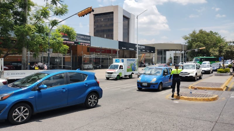 Los trabajos en la avenida Alcalde demorarán cuando menos cinco meses.