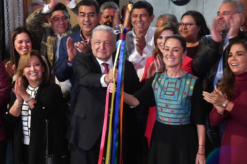 Jamás voy a mentir, traicionar ni robar al pueblo de México: Sheinbaum