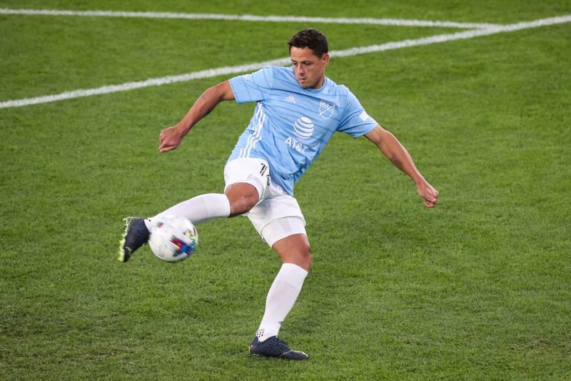 Chicharito jugó con los Red Devils de 2010 al 2014