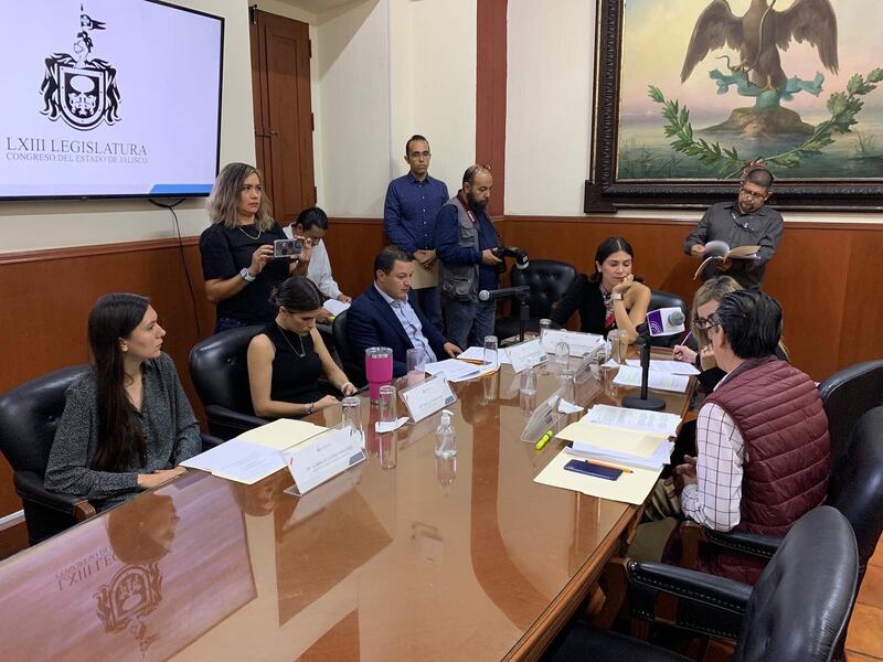 Las correcciones a la recién reformada Ley de Movilidad generaron controversia entre diputados, quienes la semana pasada “reventaron” la sesión para aprobar los cambios.