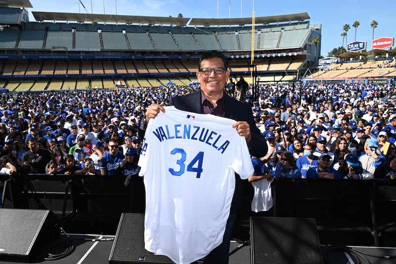 Dodgers rindió homenaje a Fernando Valenzuela.