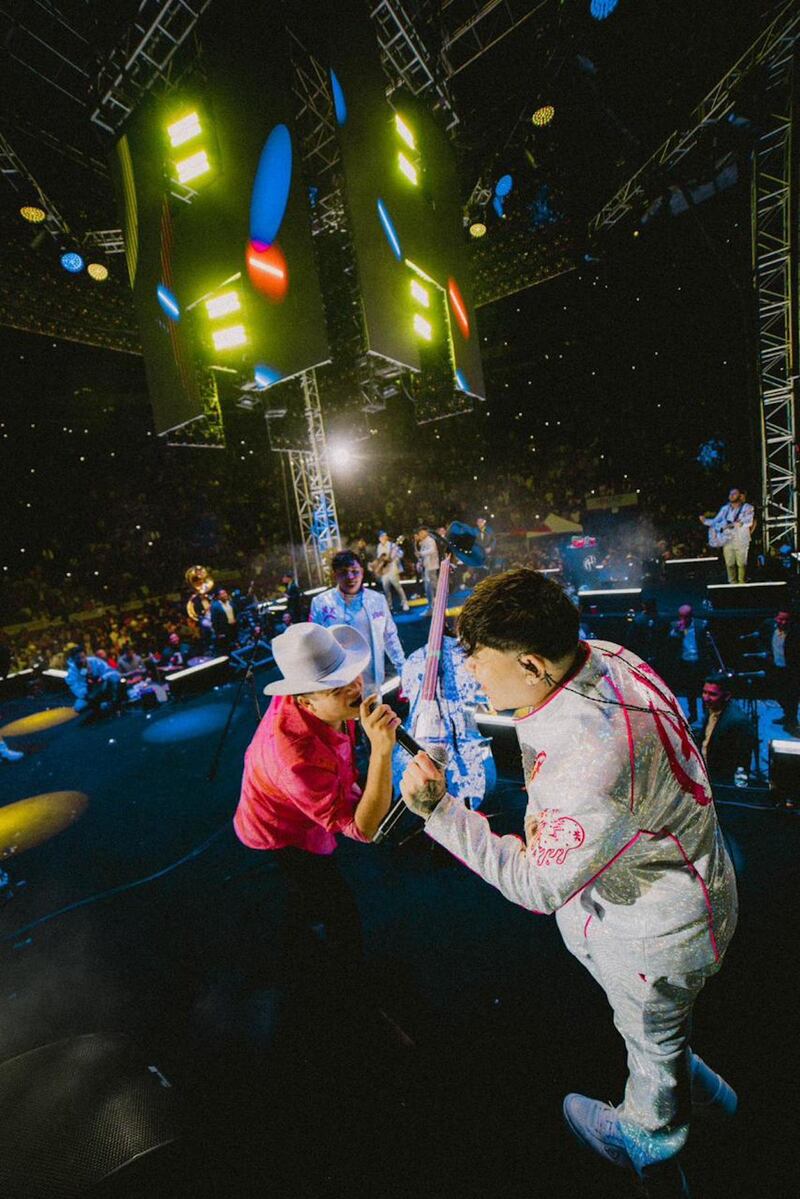 Junior H ofrece conciertos con lleno total en la Plaza de Toros México.