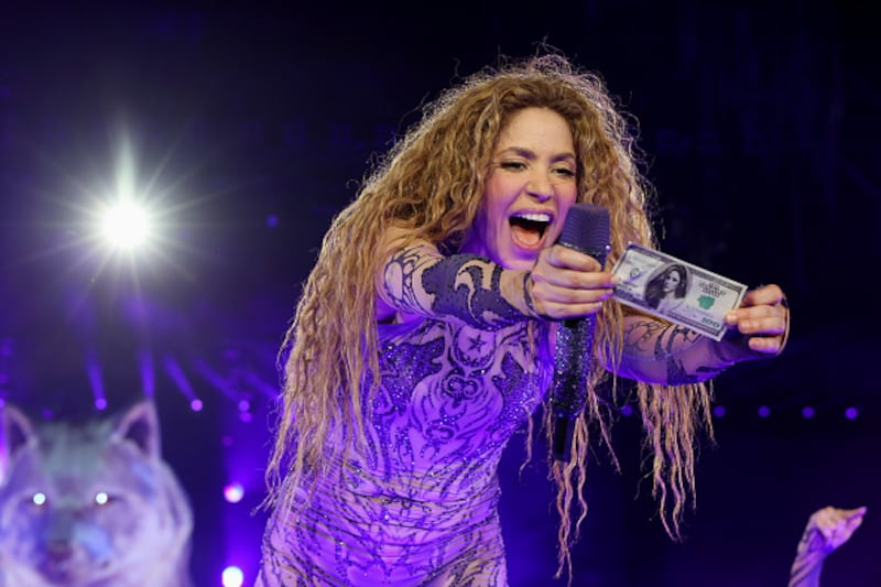 Shakira y su accidentada gira.