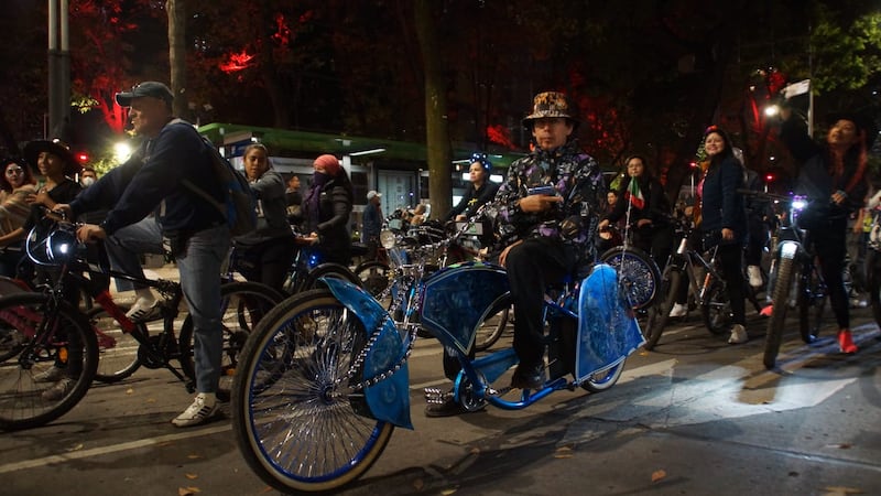 Paseo Nocturno Día de Muertos CDMX: Fotos de los mejores disfraces de la noche