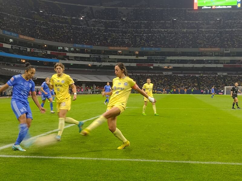 Imagenes cancha final ida femenil