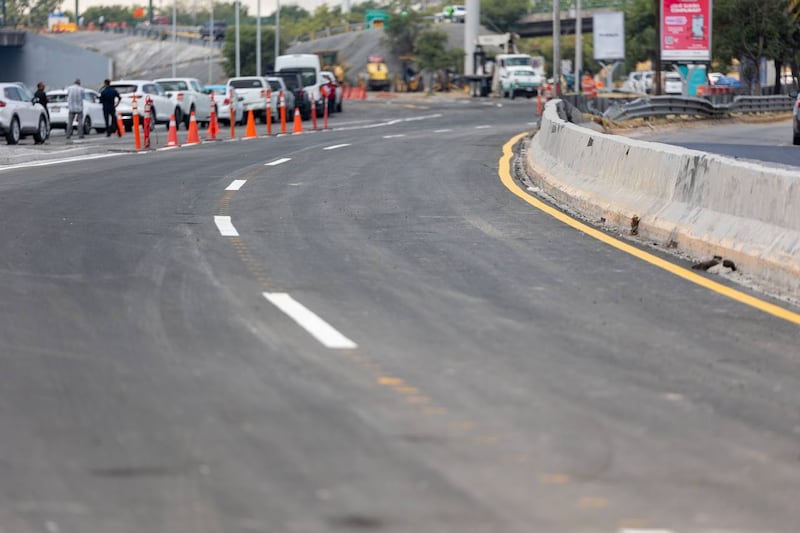 Samuel García cumple y reabre el Par Vial Constitución a tiempo para el regreso a clases